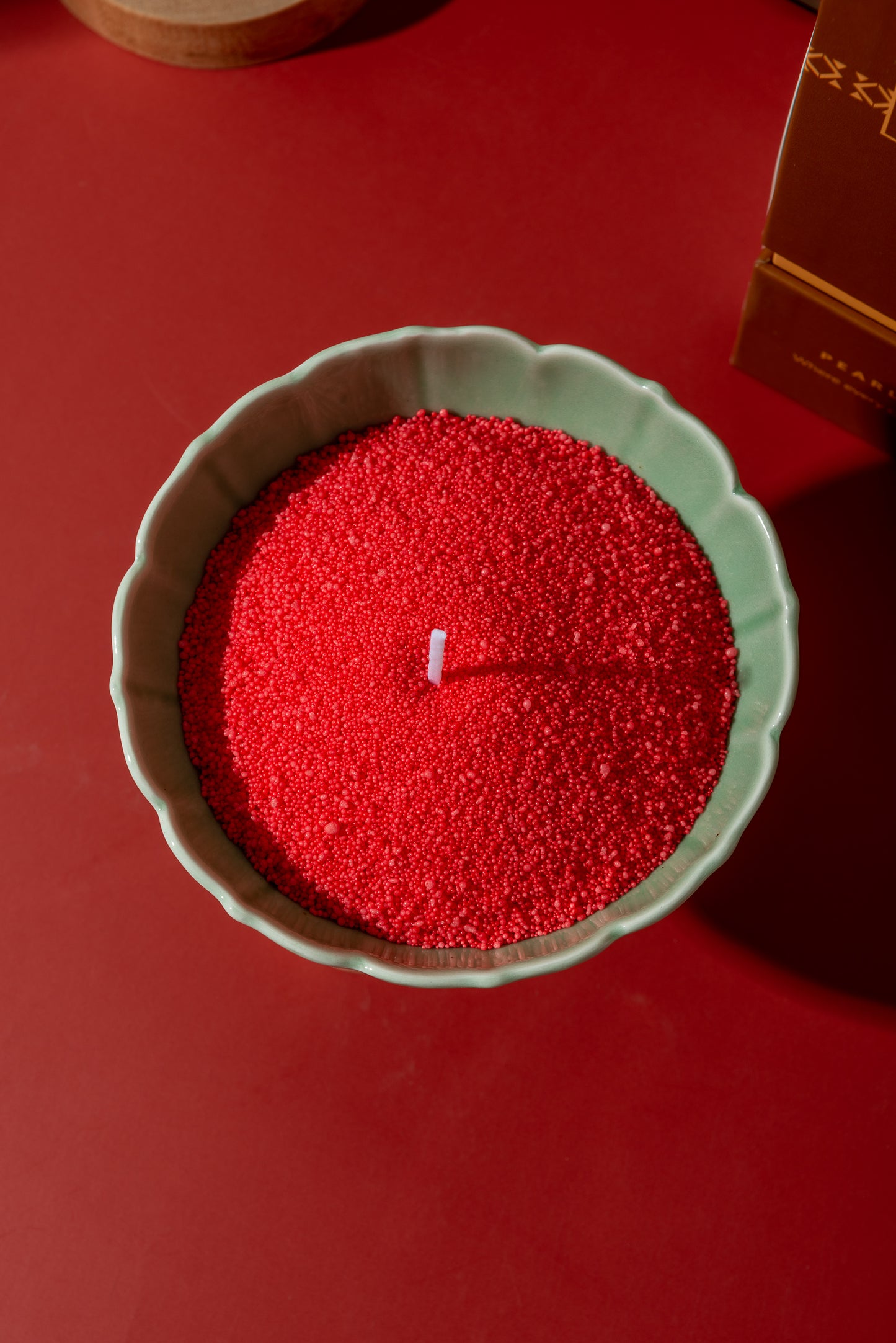 THAISHE PEARLED CANDLE - Red Jasmine